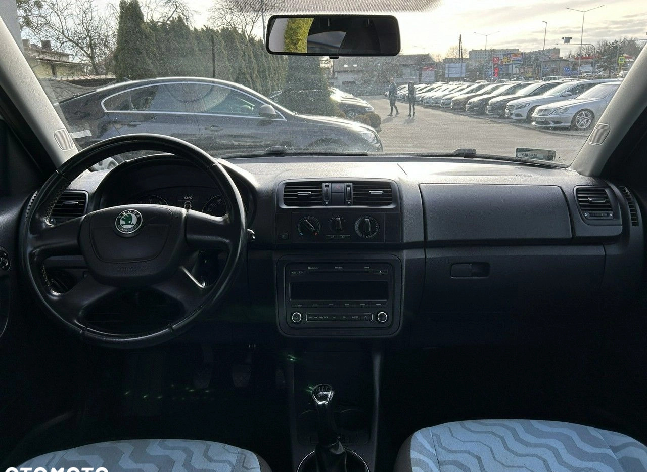 Skoda Roomster cena 24900 przebieg: 74000, rok produkcji 2011 z Ożarów Mazowiecki małe 106